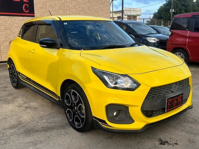 SUZUKI SWIFT