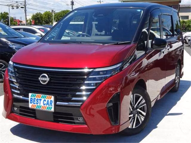 NISSAN SERENA