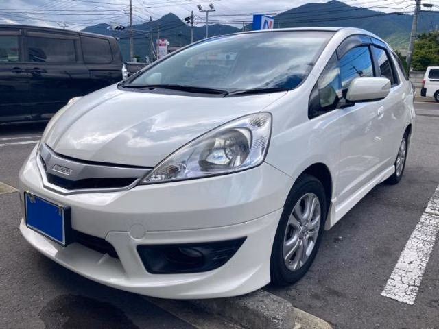 HONDA FIT SHUTTLE
