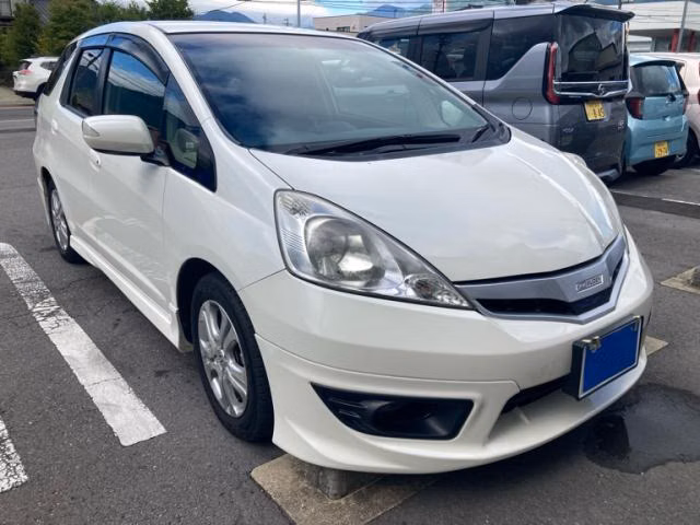HONDA FIT SHUTTLE