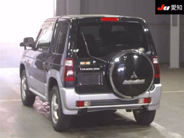 MITSUBISHI PAJERO MINI
