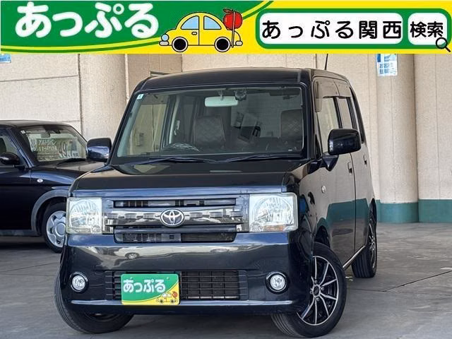 TOYOTA PIXIS SPACE