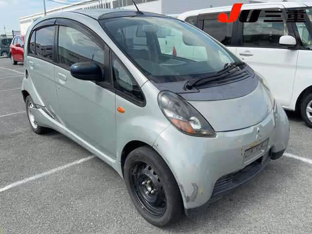 MITSUBISHI I