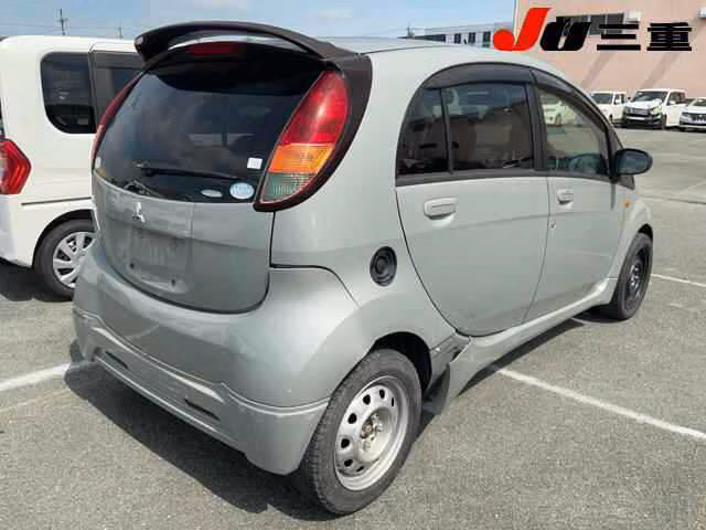 MITSUBISHI I