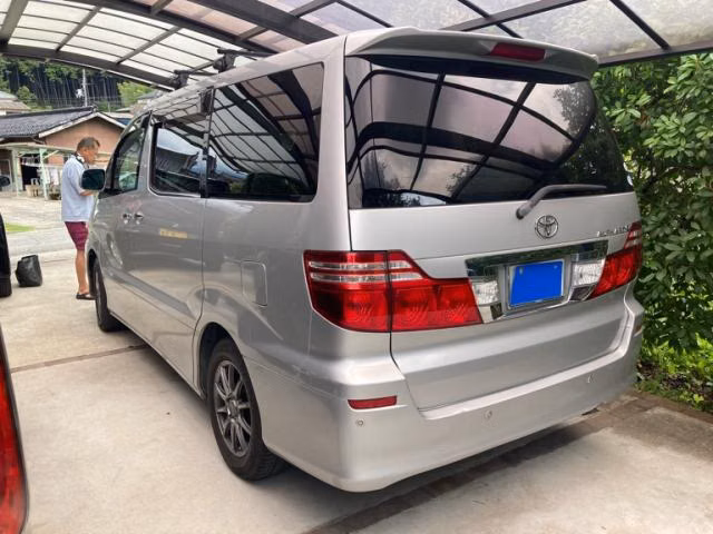 TOYOTA ALPHARD