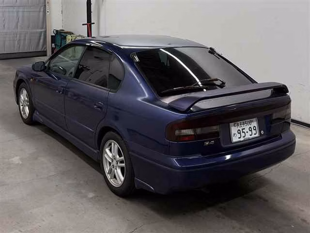 SUBARU LEGACY B4