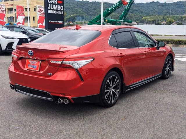 TOYOTA CAMRY