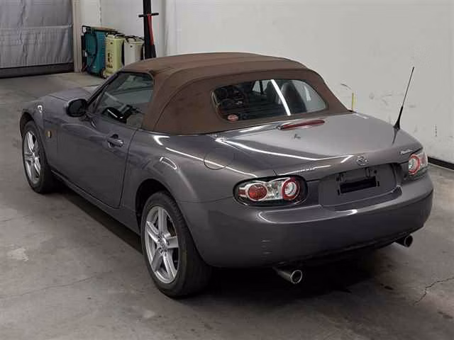 MAZDA ROADSTER