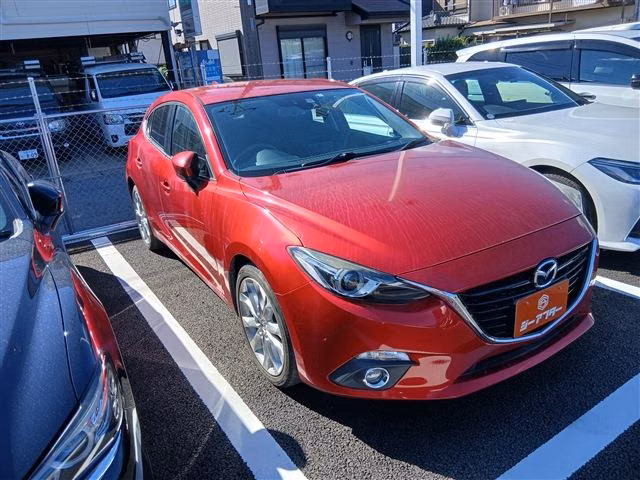 MAZDA AXELA