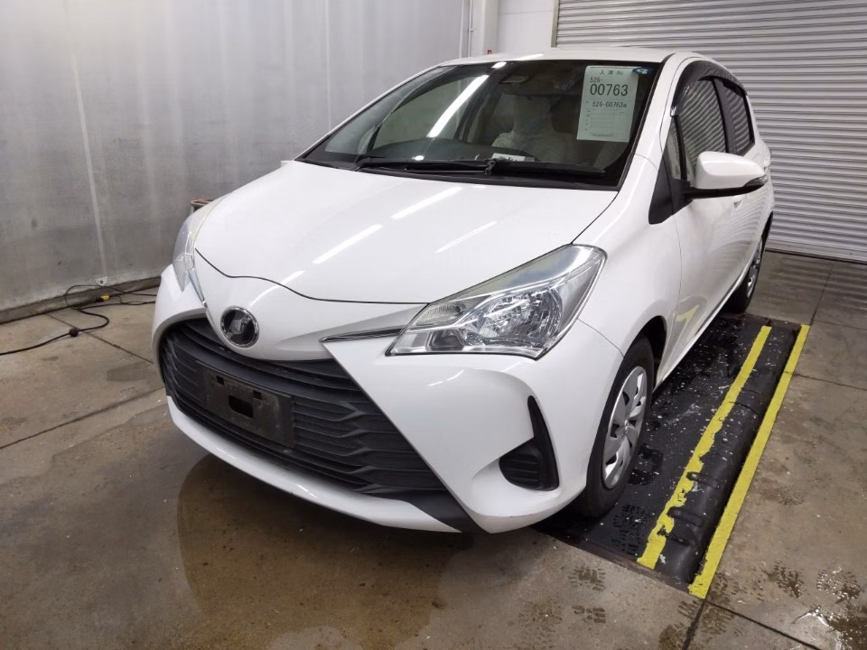 TOYOTA VITZ