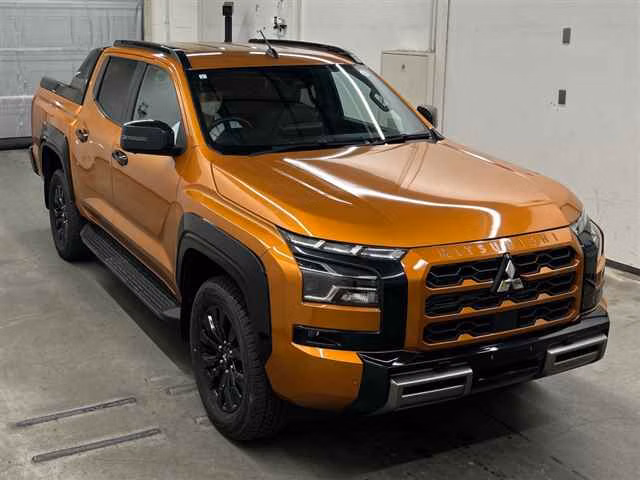 MITSUBISHI TRITON
