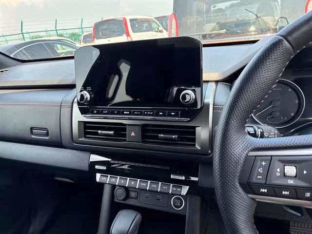 MITSUBISHI TRITON