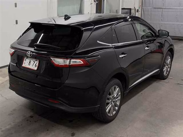 TOYOTA HARRIER
