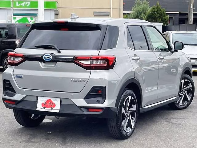 DAIHATSU ROCKY