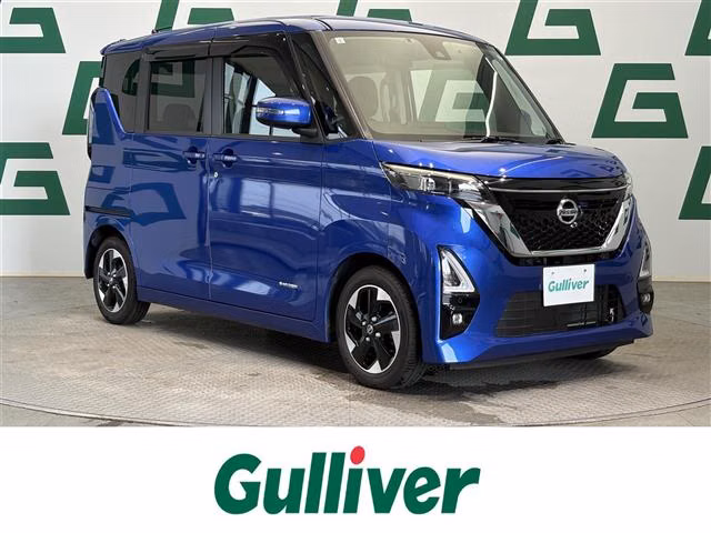 NISSAN ROOX