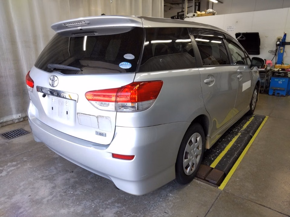TOYOTA WISH
