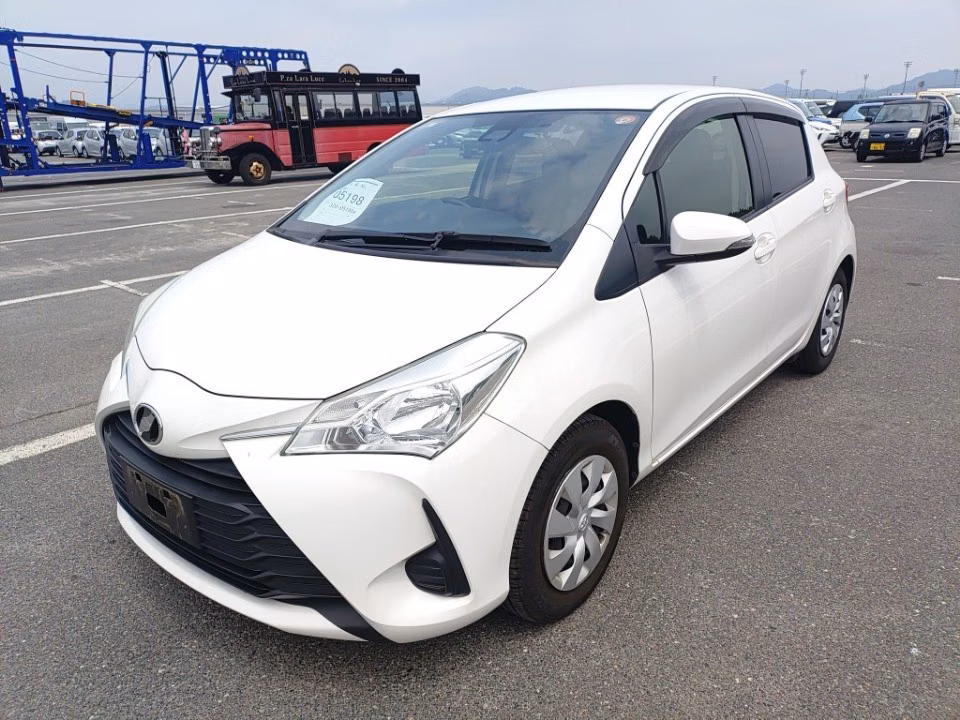 TOYOTA VITZ