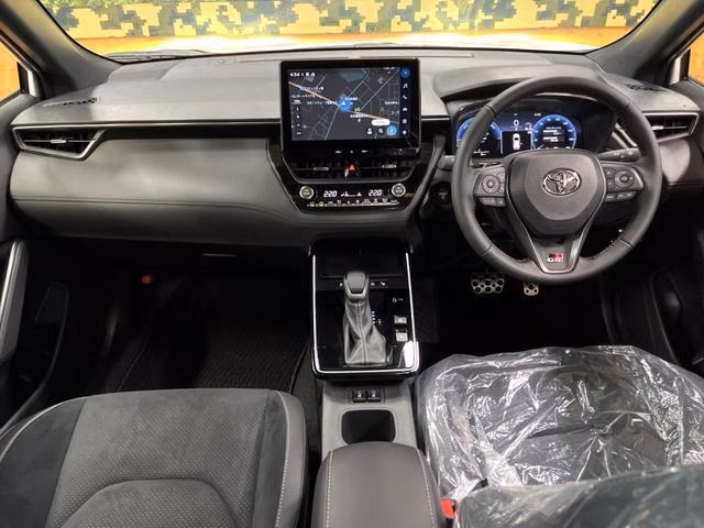 TOYOTA COROLLA CROSS