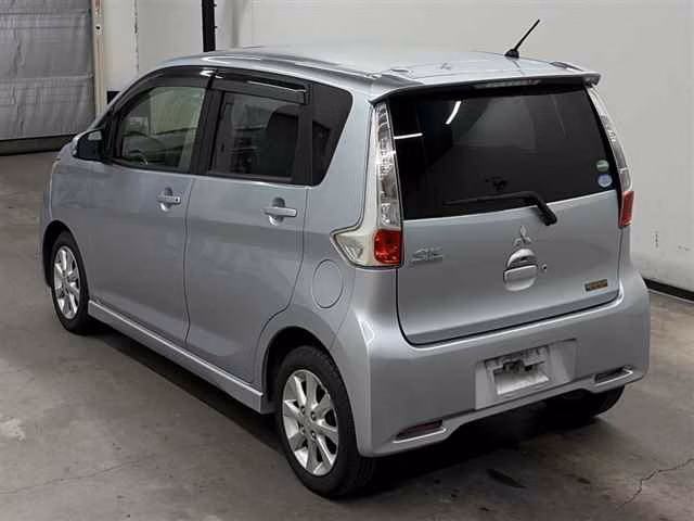 MITSUBISHI EK CUSTOM
