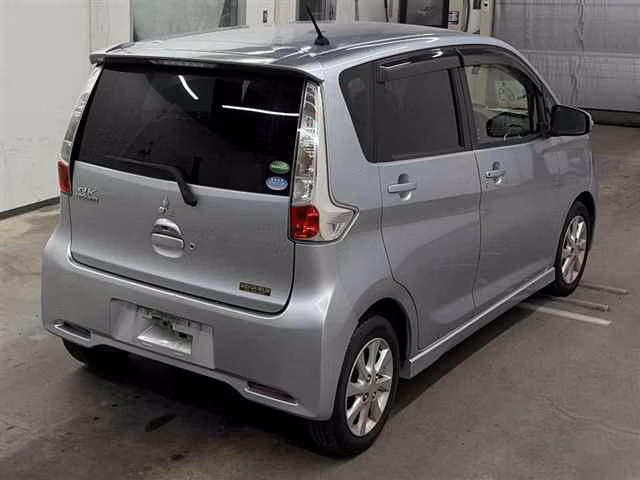 MITSUBISHI EK CUSTOM