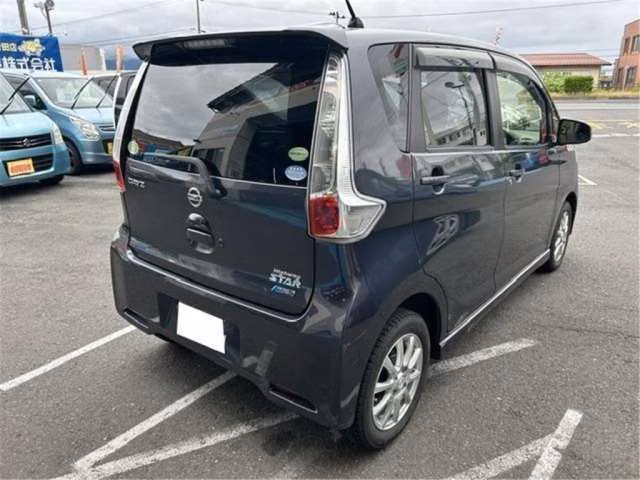 NISSAN DAYZ