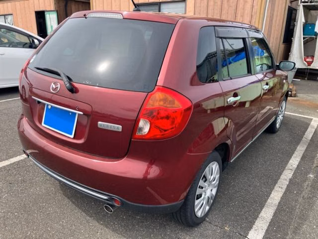 MAZDA VERISA