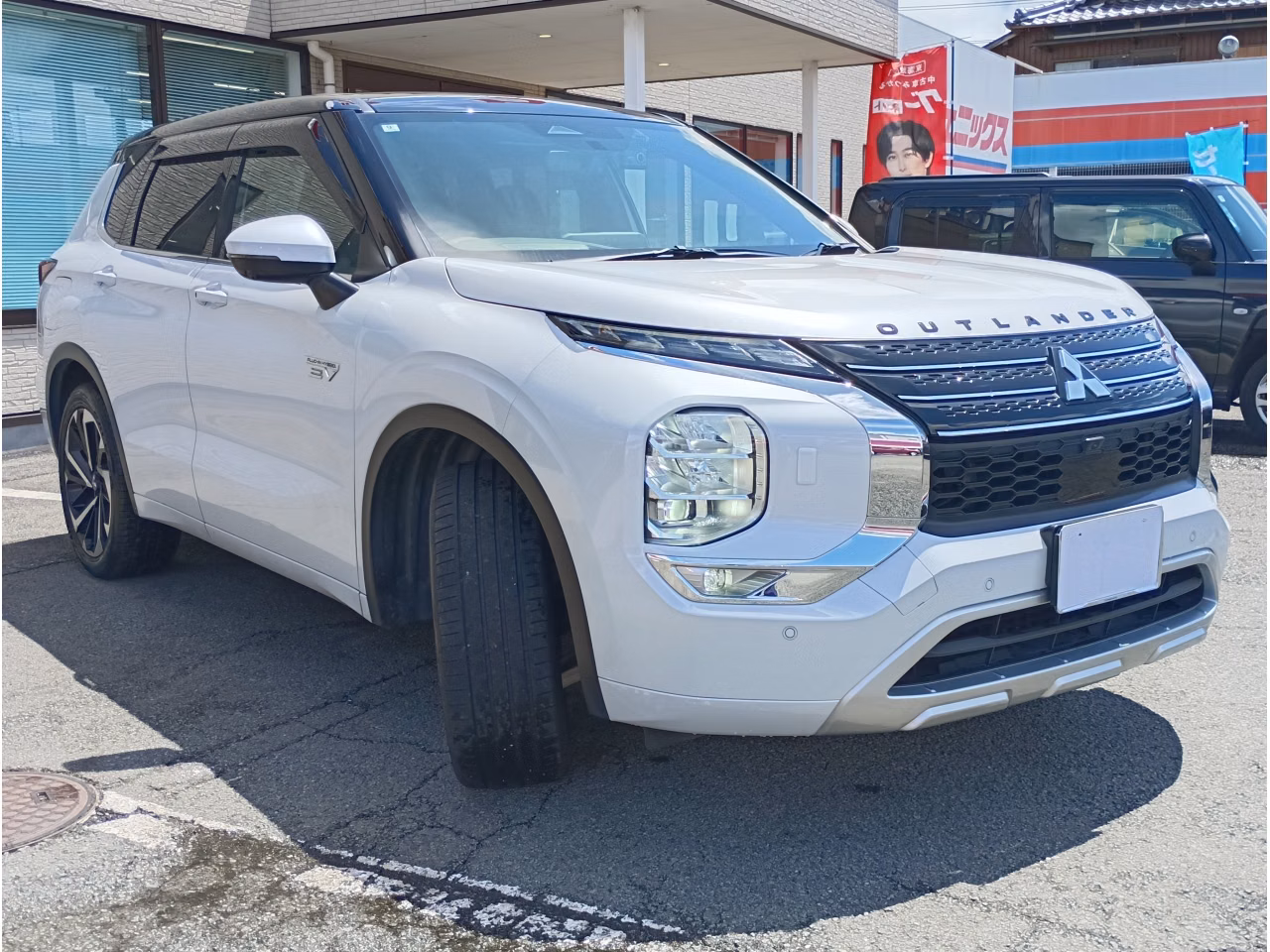 MITSUBISHI OUTLANDER