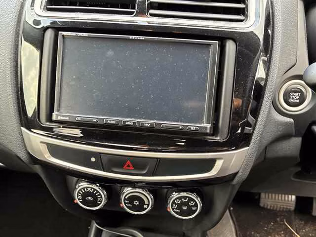 MITSUBISHI RVR