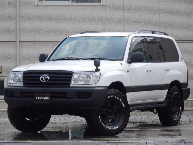 TOYOTA LAND CRUISER