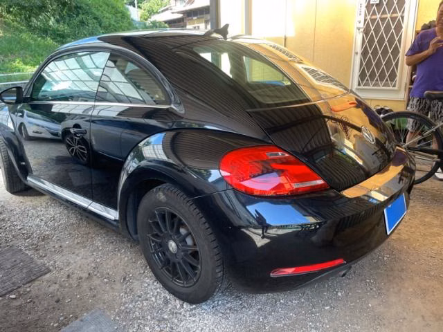 VOLKSWAGEN BEETLE