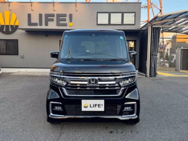 HONDA N-BOX