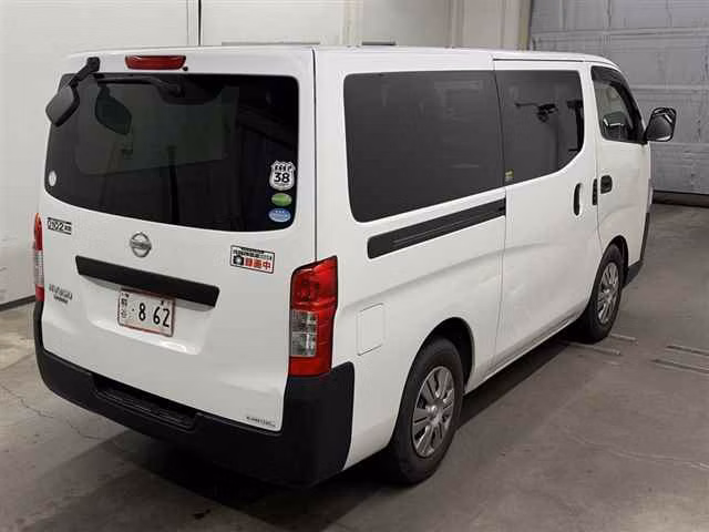 NISSAN NV350 CARAVAN