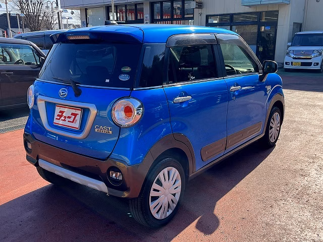 DAIHATSU CAST