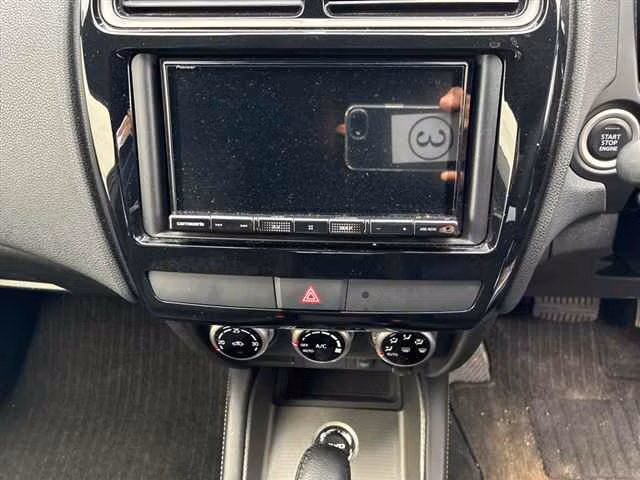 MITSUBISHI RVR