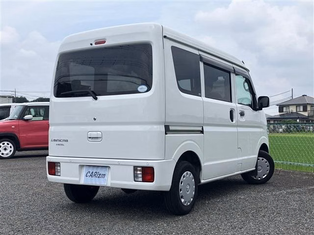 MITSUBISHI MINICAB