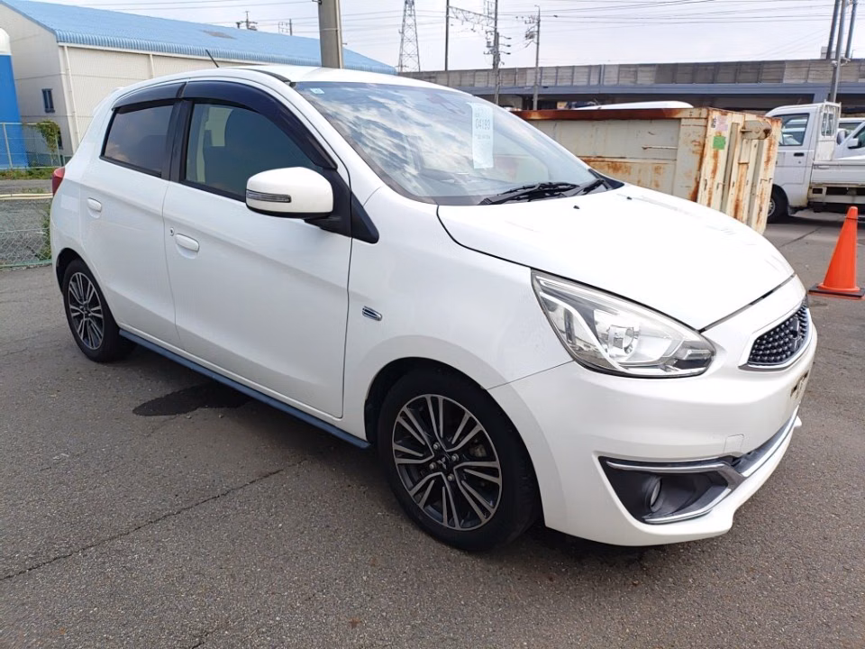 MITSUBISHI MIRAGE