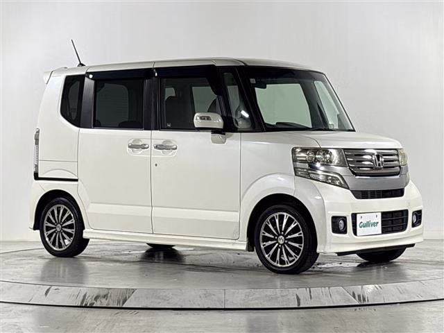 HONDA N-BOX