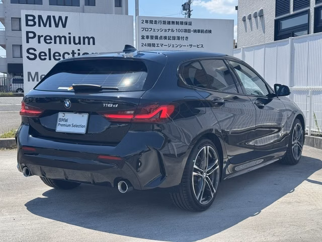 BMW 1-SERIES