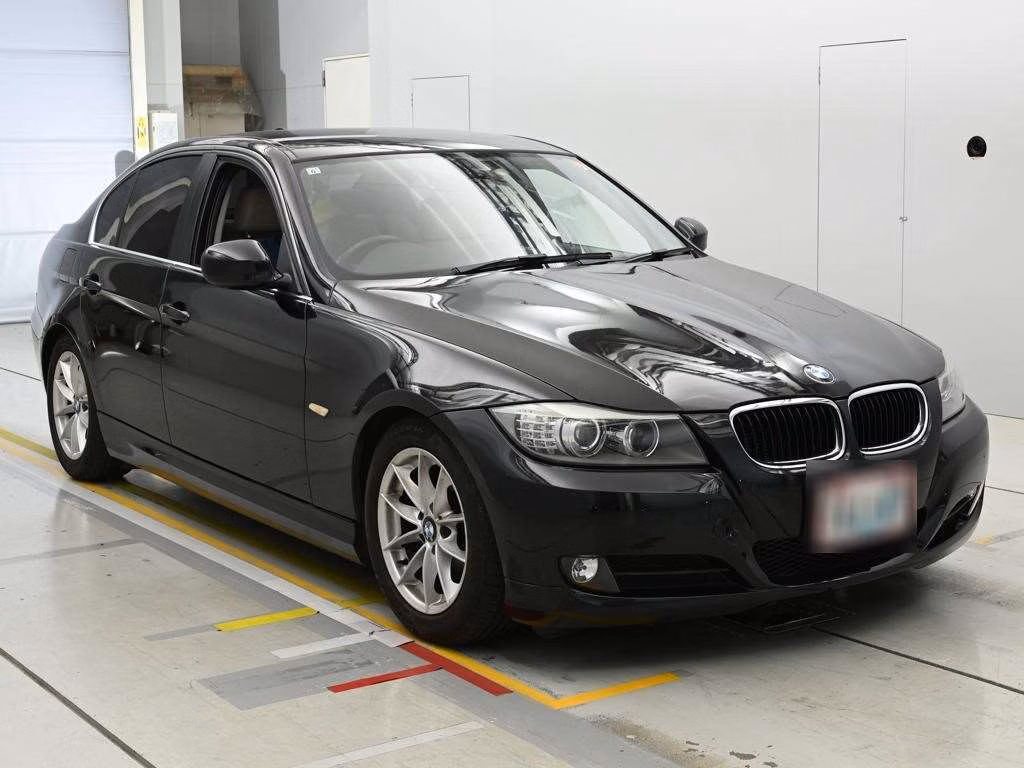 BMW 3-SERIES