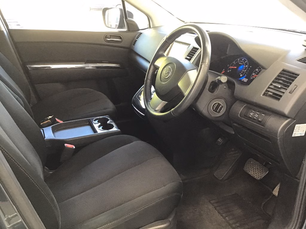 MAZDA MPV