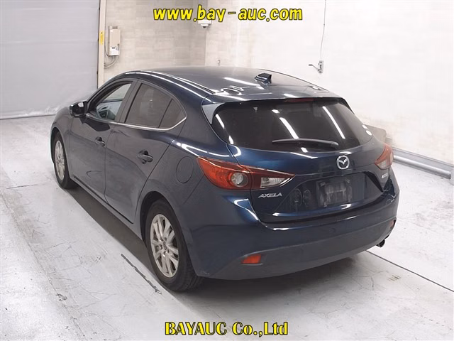 MAZDA AXELA