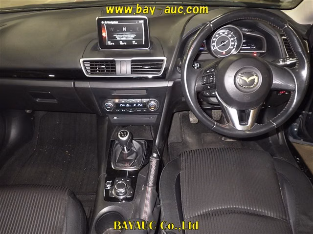 MAZDA AXELA