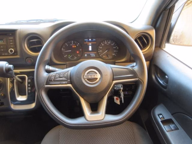 NISSAN CARAVAN
