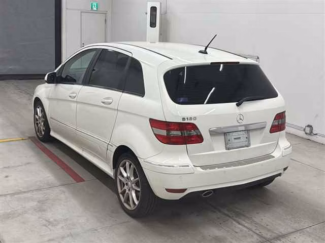 MERCEDES-BENZ B-CLASS