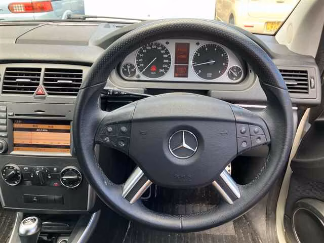 MERCEDES-BENZ B-CLASS