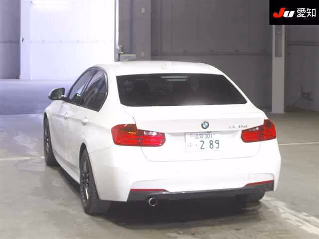 BMW 3-SERIES