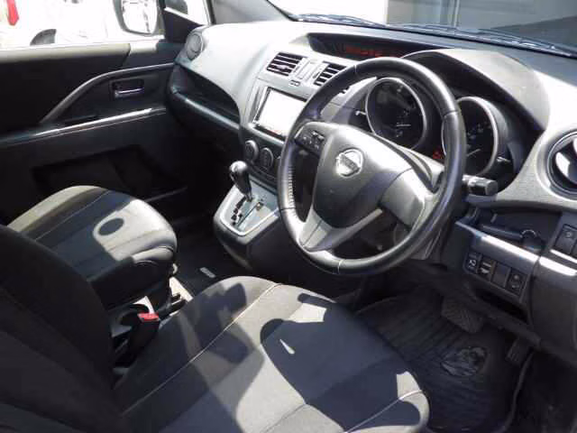 NISSAN LAFESTA