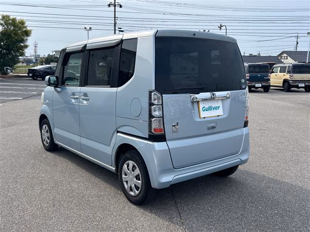 HONDA N-BOX