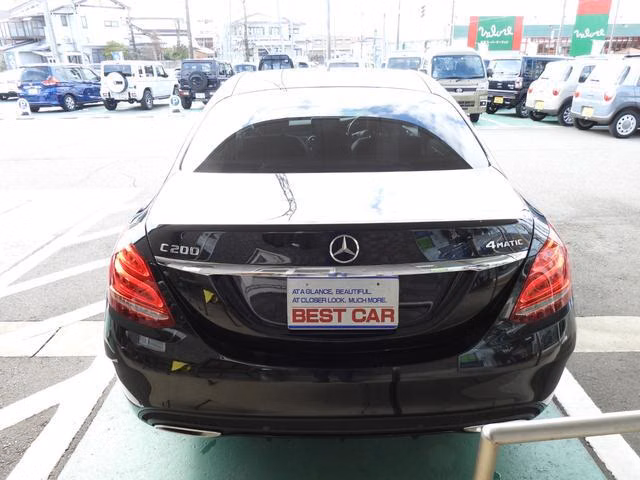 MERCEDES-BENZ C-CLASS