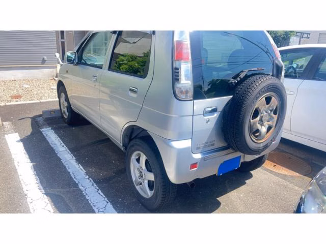 DAIHATSU TERIOS KID
